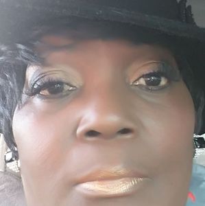 Meet your Posher, Pamela